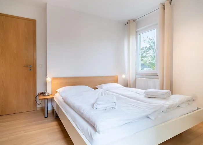 Gruene Strasse G5 بريرو